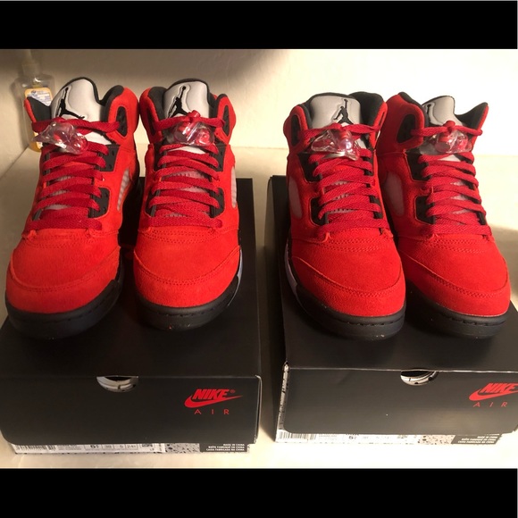 Jordan 5 “Raging Bull / Toro” GS - Picture 3 of 5